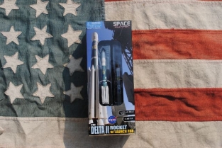 DRW.56334  DELTA Rocket with LAUNCH PAD